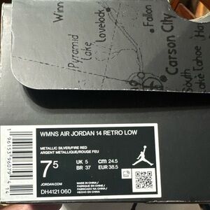 Jordan WMNS Air Jordan 14 Retro Low - Metallic Silver/Fire Red